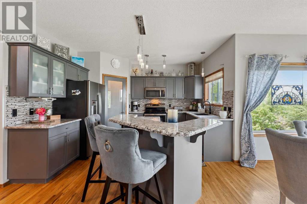 16 Bow Ridge Drive