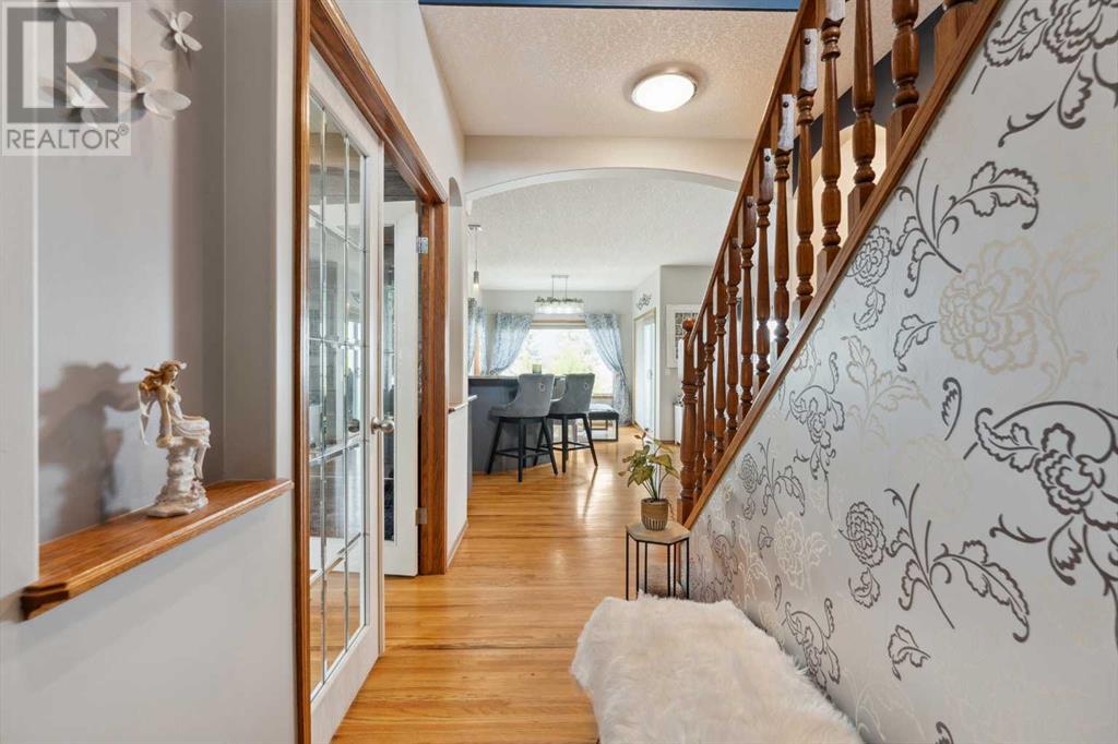 16 Bow Ridge Drive