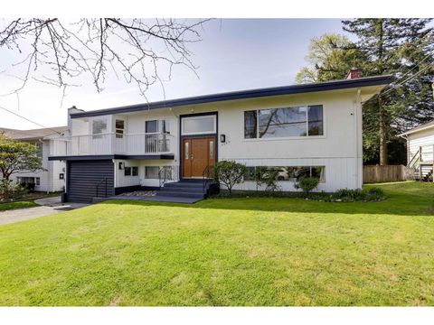 15568 THRIFT AVENUE White Rock BC V4B2L9