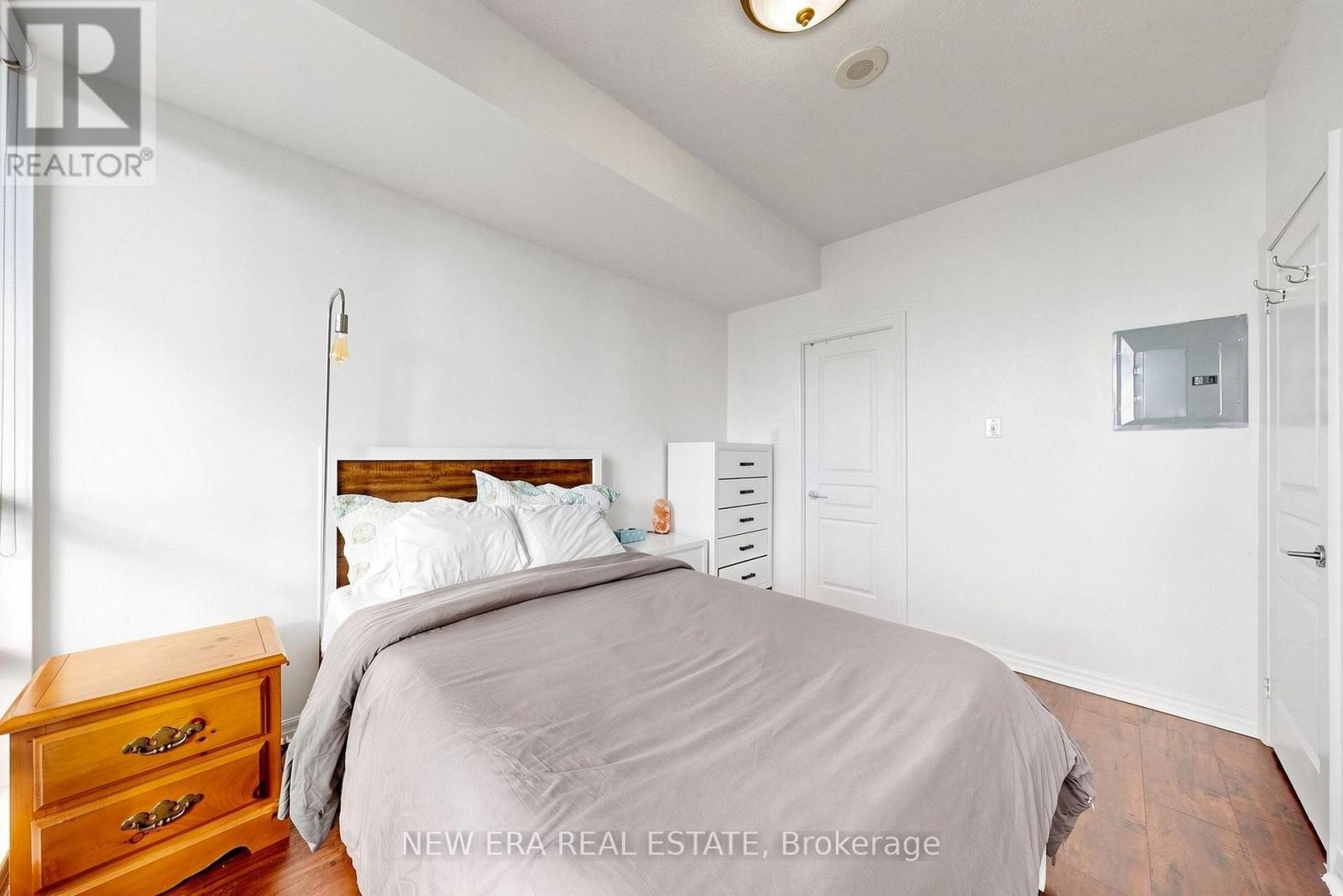 2810 - 3515 KARIYA DRIVE