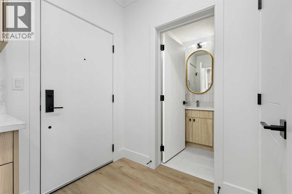 313, 370 Dieppe Drive SW