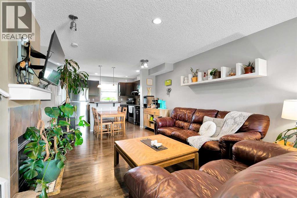 169 Country Village Manor NE
