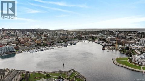 216 50 SONGHEES Rd Victoria BC V9A7J4