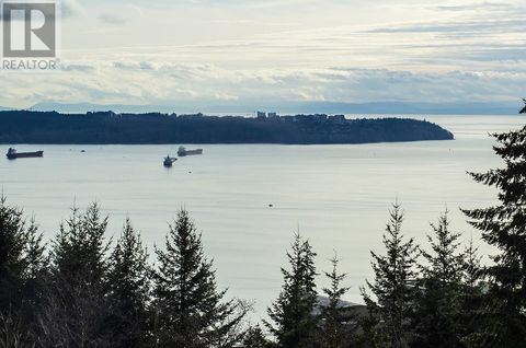 307 3101 BURFIELD PLACE West Vancouver BC V7S0B8