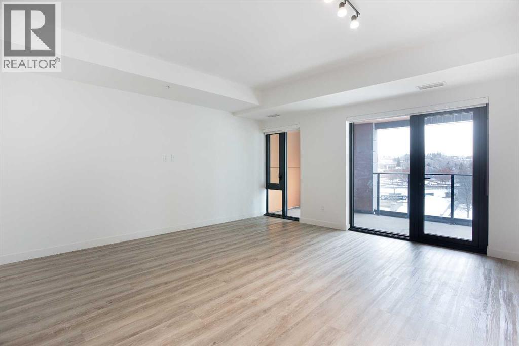 214, 730 2nd Avenue SW