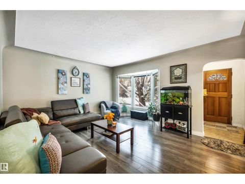 12347 95 ST NW Edmonton AB T5G1N4