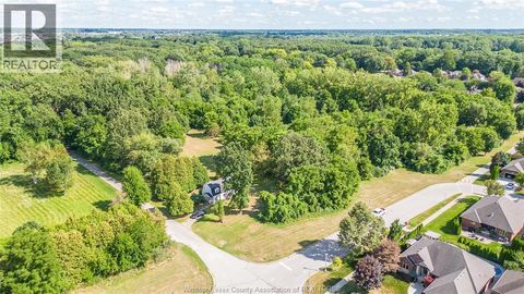 2185 WASHINGTON BOULEVARD LaSalle ON N9H1Y5