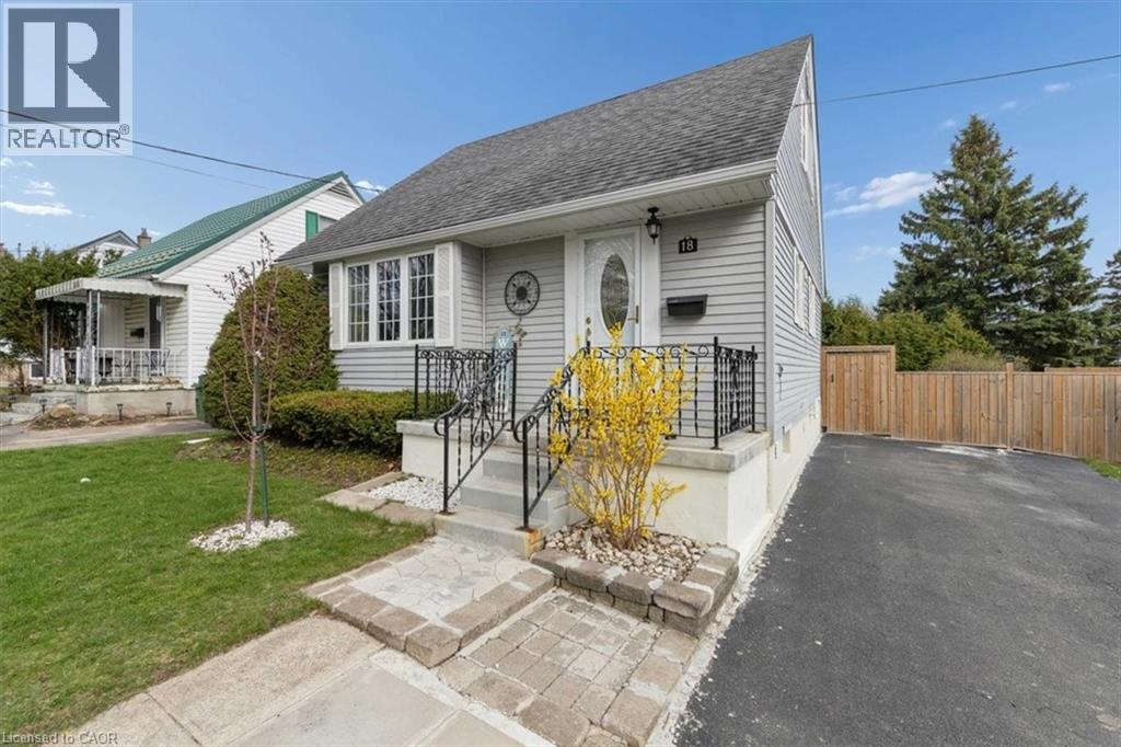 18 GOWDY Avenue