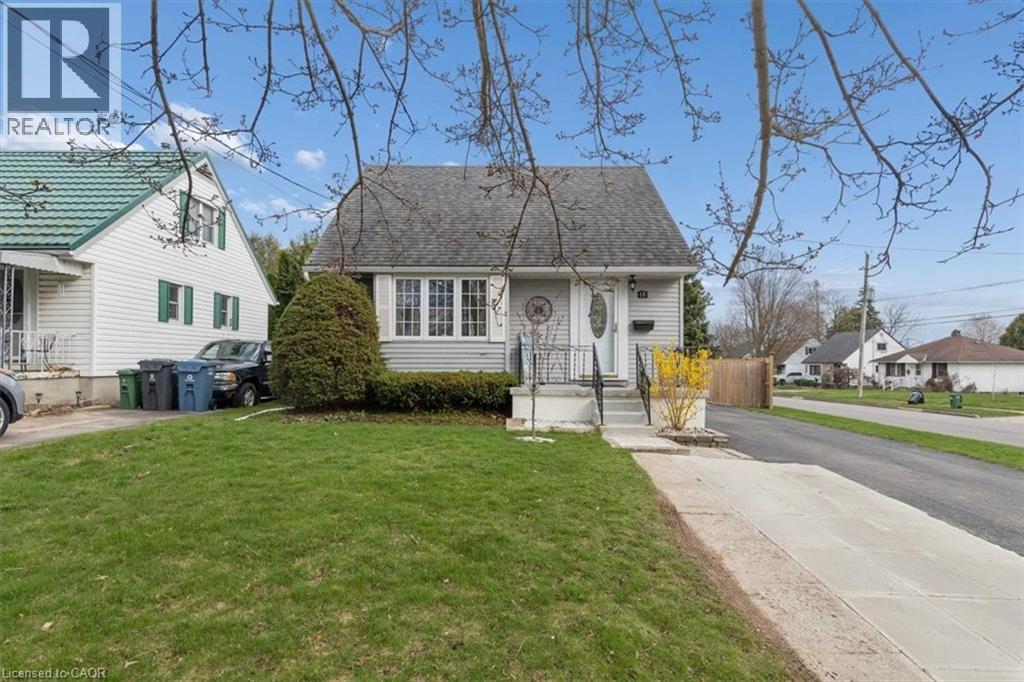 18 GOWDY Avenue