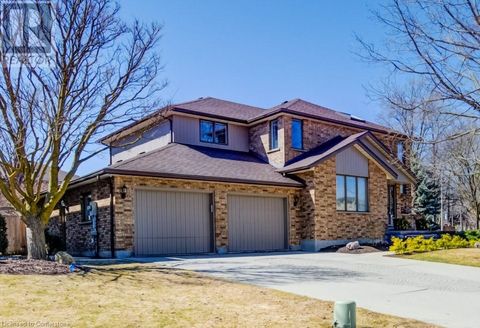 593 GUILDWOOD Place Waterloo ON N2K3M3