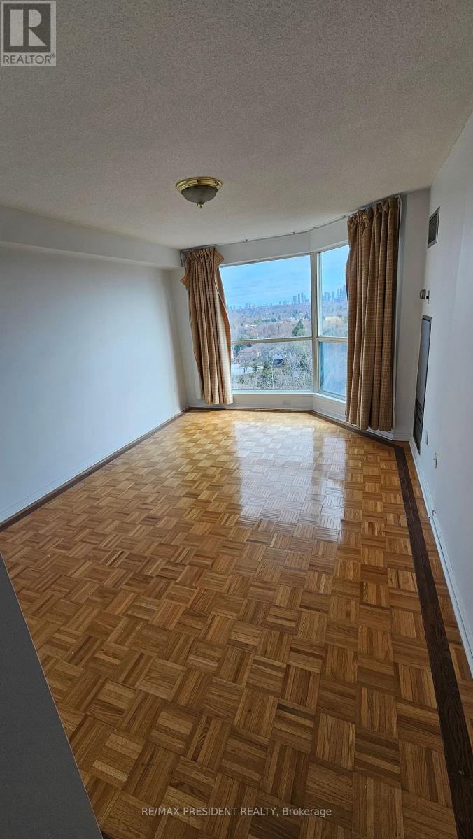 1103 - 2155 BURNHAMTHORPE ROAD W