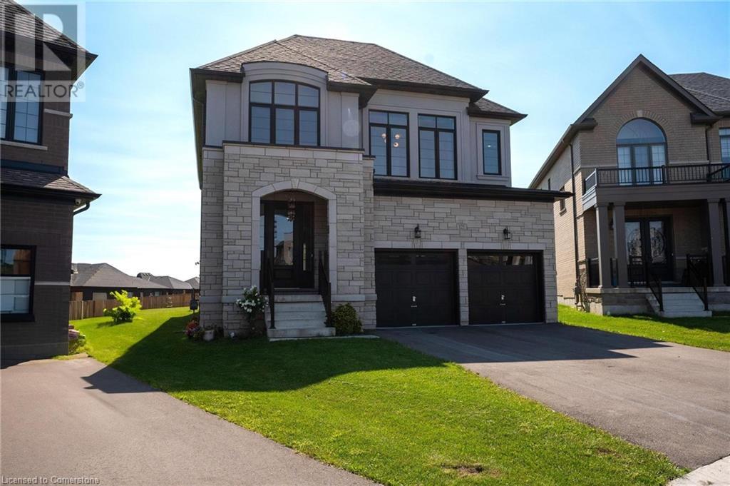 125 PRINCE CHARLES Crescent