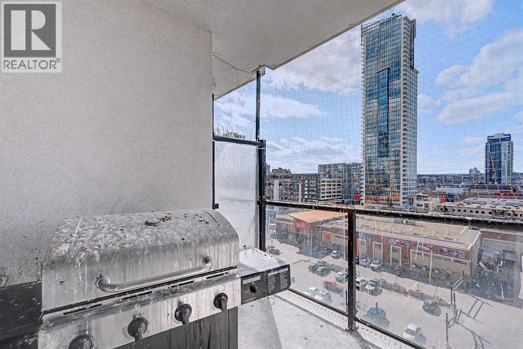 801, 1053 10 Street SW