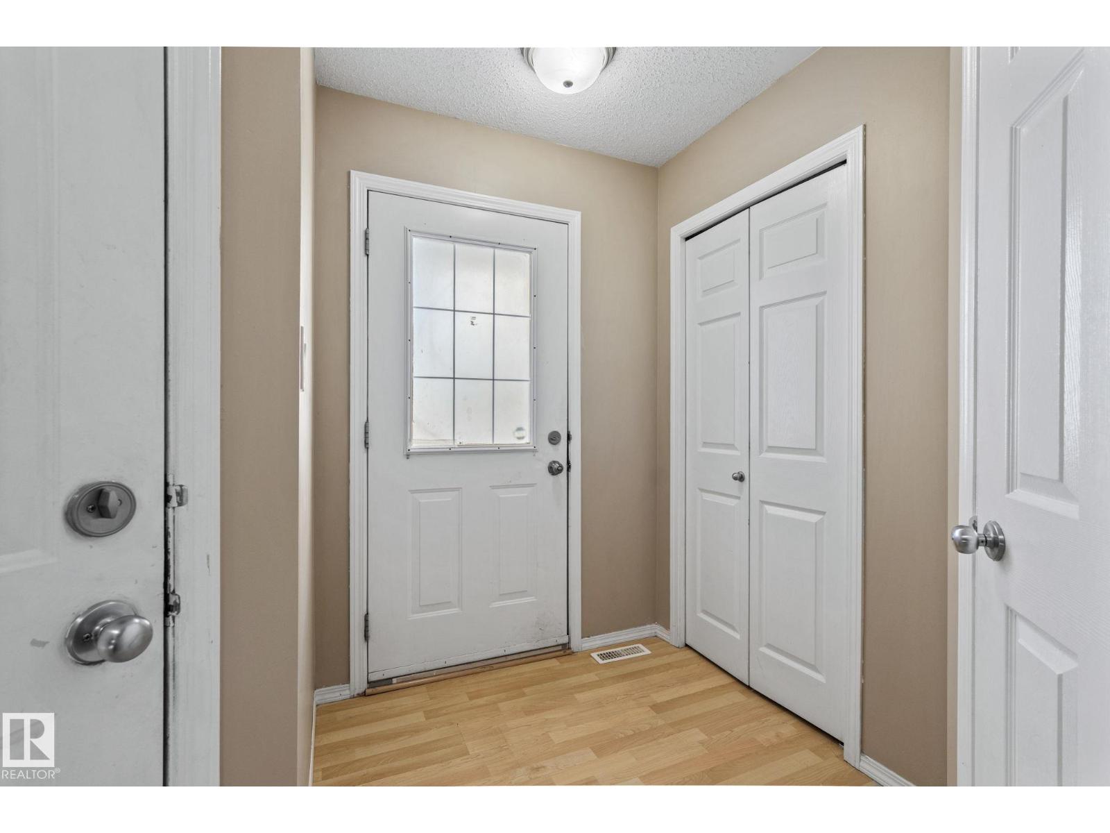 #92 4350 23 ST NW