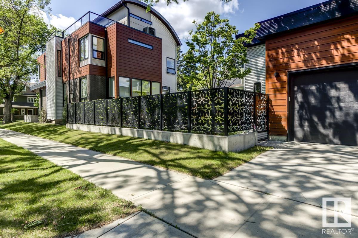 9303 94 ST NW