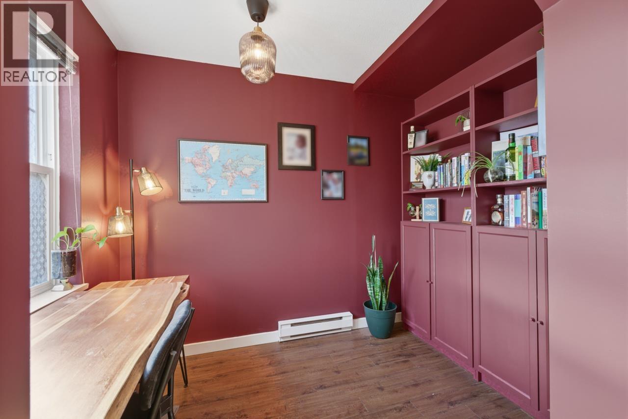 5 11060 BARNSTON VIEW ROAD