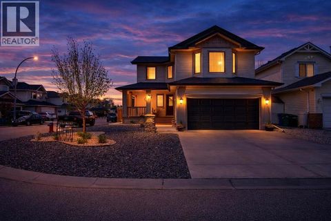 750 Cimarron Close Okotoks AB T1X1S4