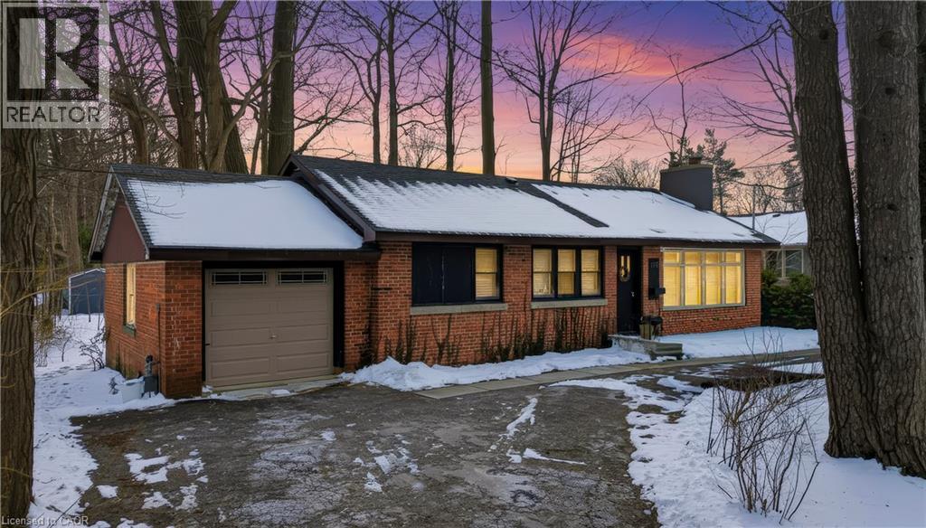 276 LAKESHORE Road W