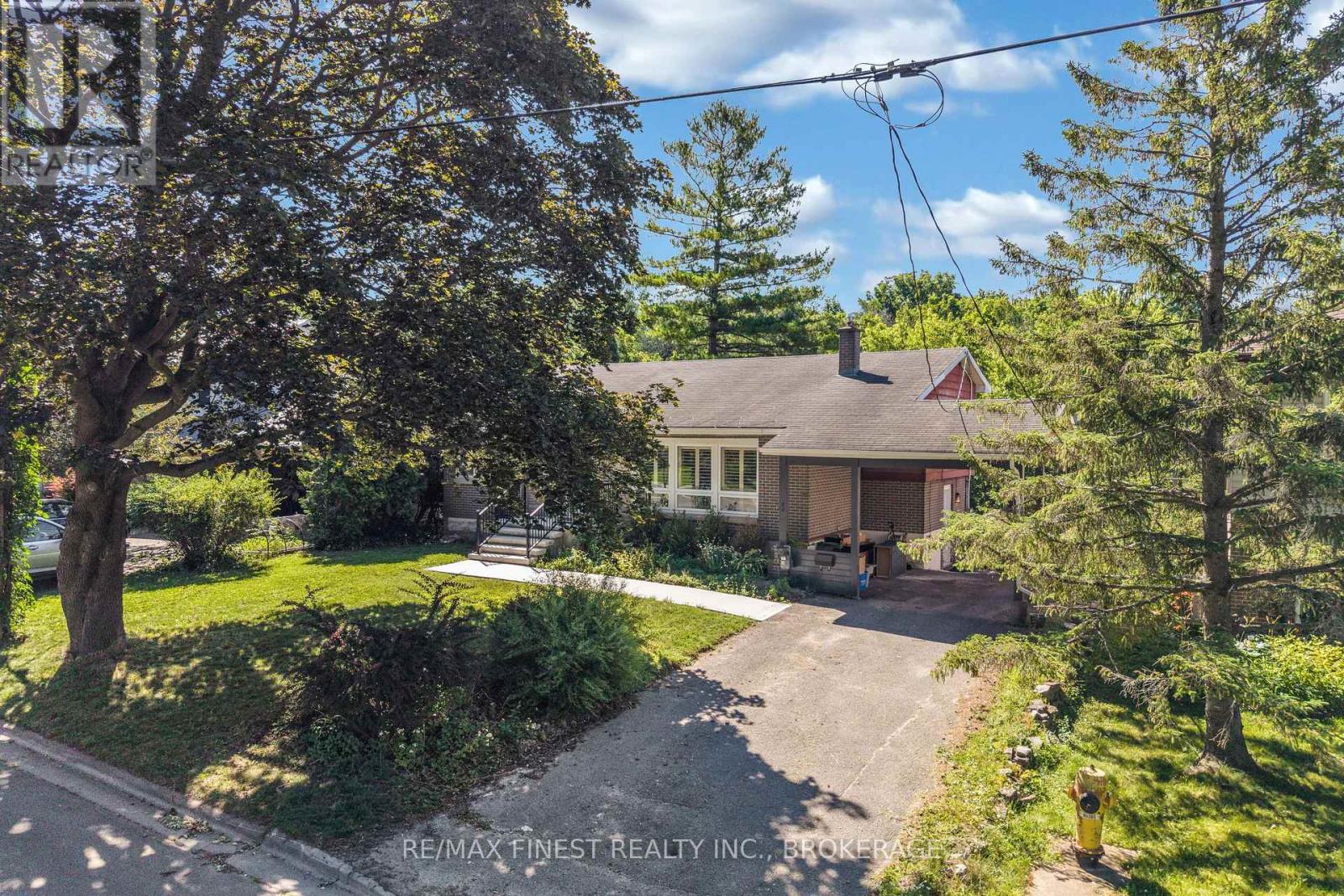 60 SHERWOOD DRIVE