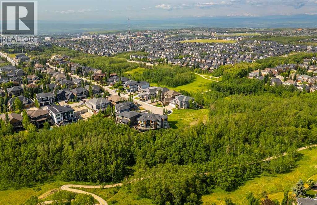 55 Aspen Ridge Court SW