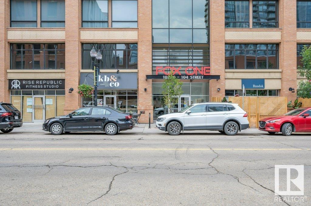 #2107 10226 104 ST NW