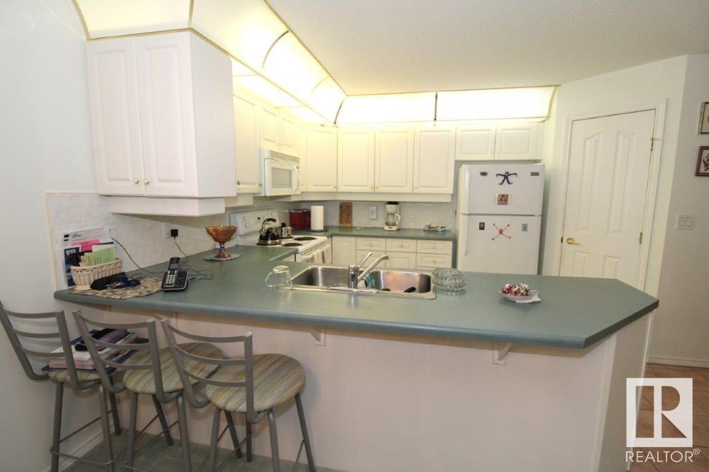 #203 6703 172 ST NW
