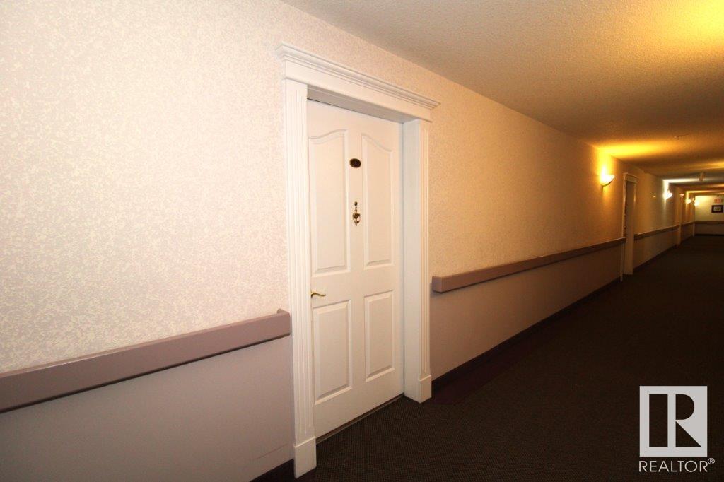 #203 6703 172 ST NW