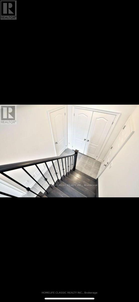 1429 CLARRIAGE COURT