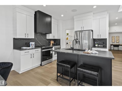 68 FENWYCK BV Spruce Grove AB T7X3G5