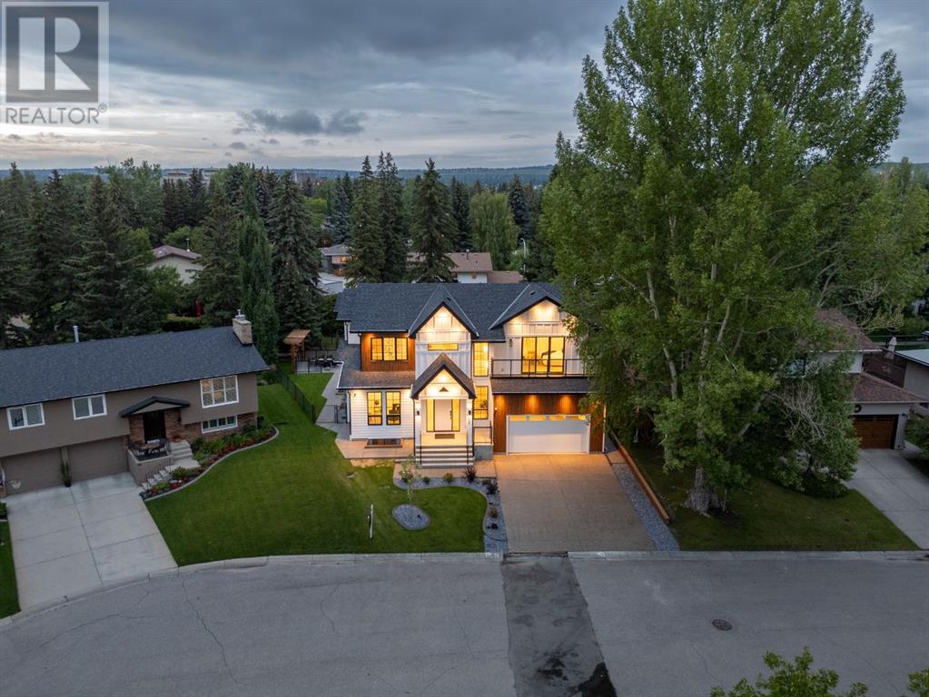 12 Vardana Place NW