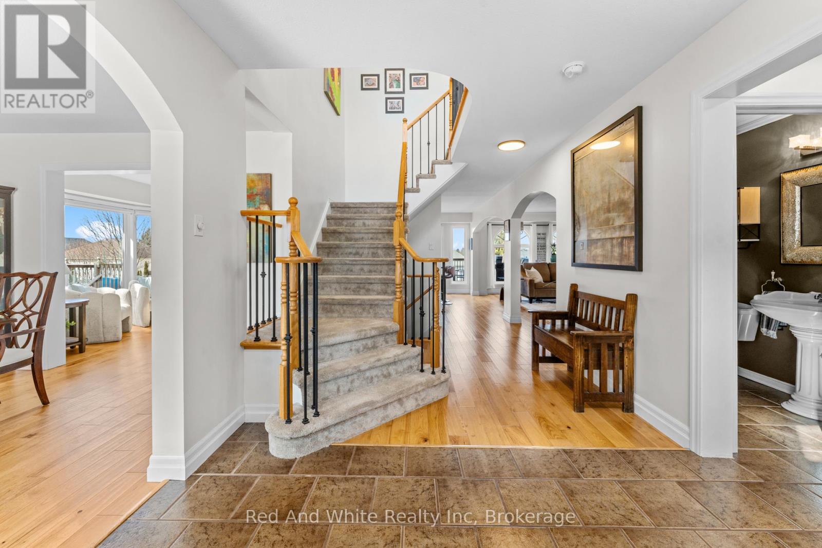 26 SHADYRIDGE PLACE