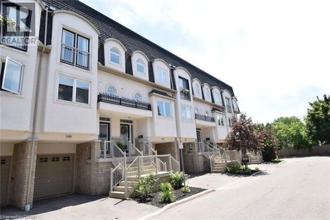 2458 SCHOLARS Common Burlington ON L7P2W2