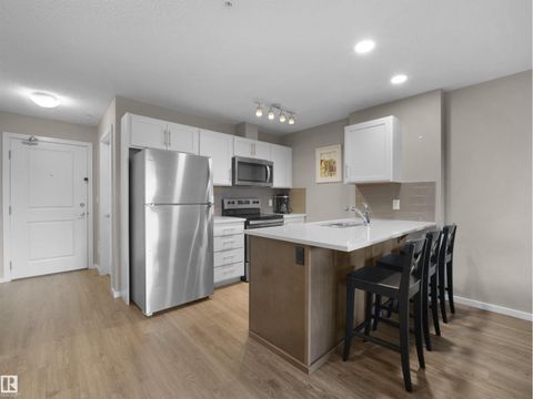 #214 394 WINDERMERE RD NW Edmonton AB T6W0R1