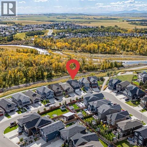 43 Mist Mountain Rise Okotoks AB T1S5P4