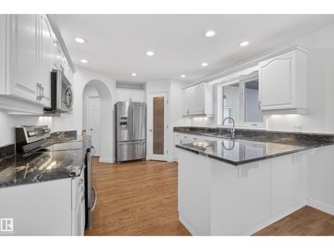 19 COUNTRY LN Stony Plain AB T7Z2L1