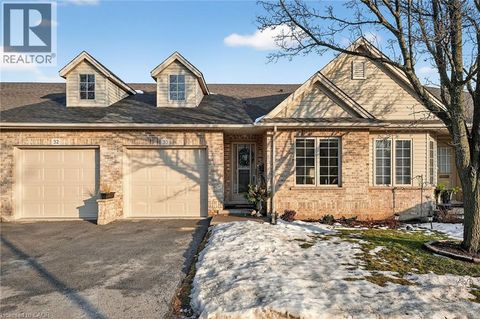 303 CENTRAL Avenue Unit# 30 Grimsby ON L3M5L7