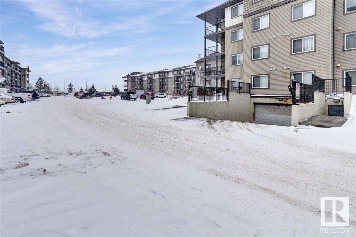#142 301 Clareview Station DR NW