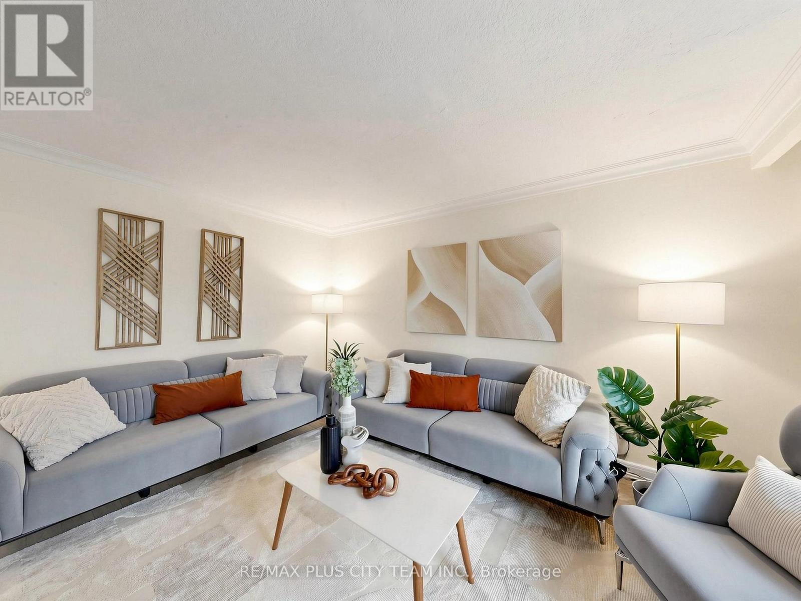 260 RENFORTH DRIVE