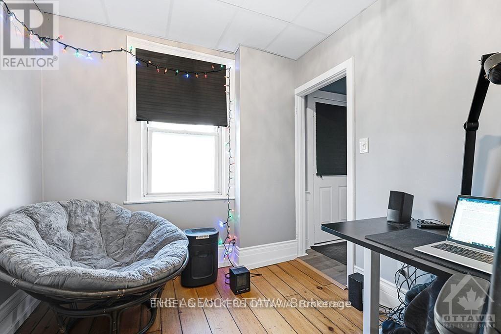 B - 139 RESERVE STREET S