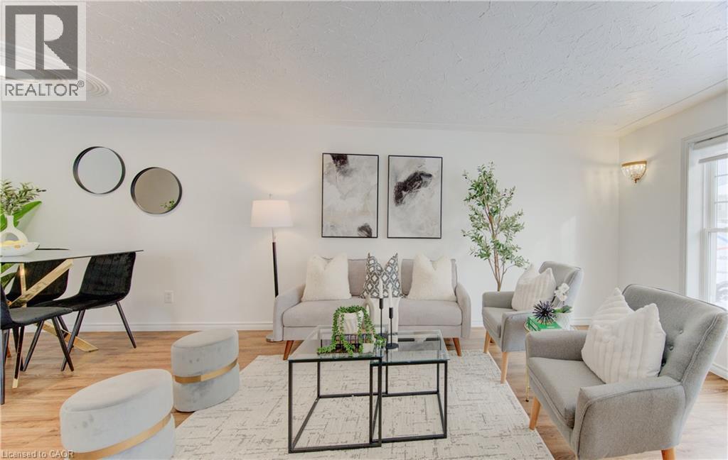 430 BANKSIDE Crescent