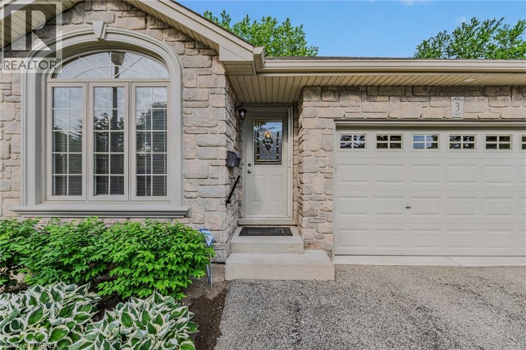 54 GLENWOOD Drive Unit# 3