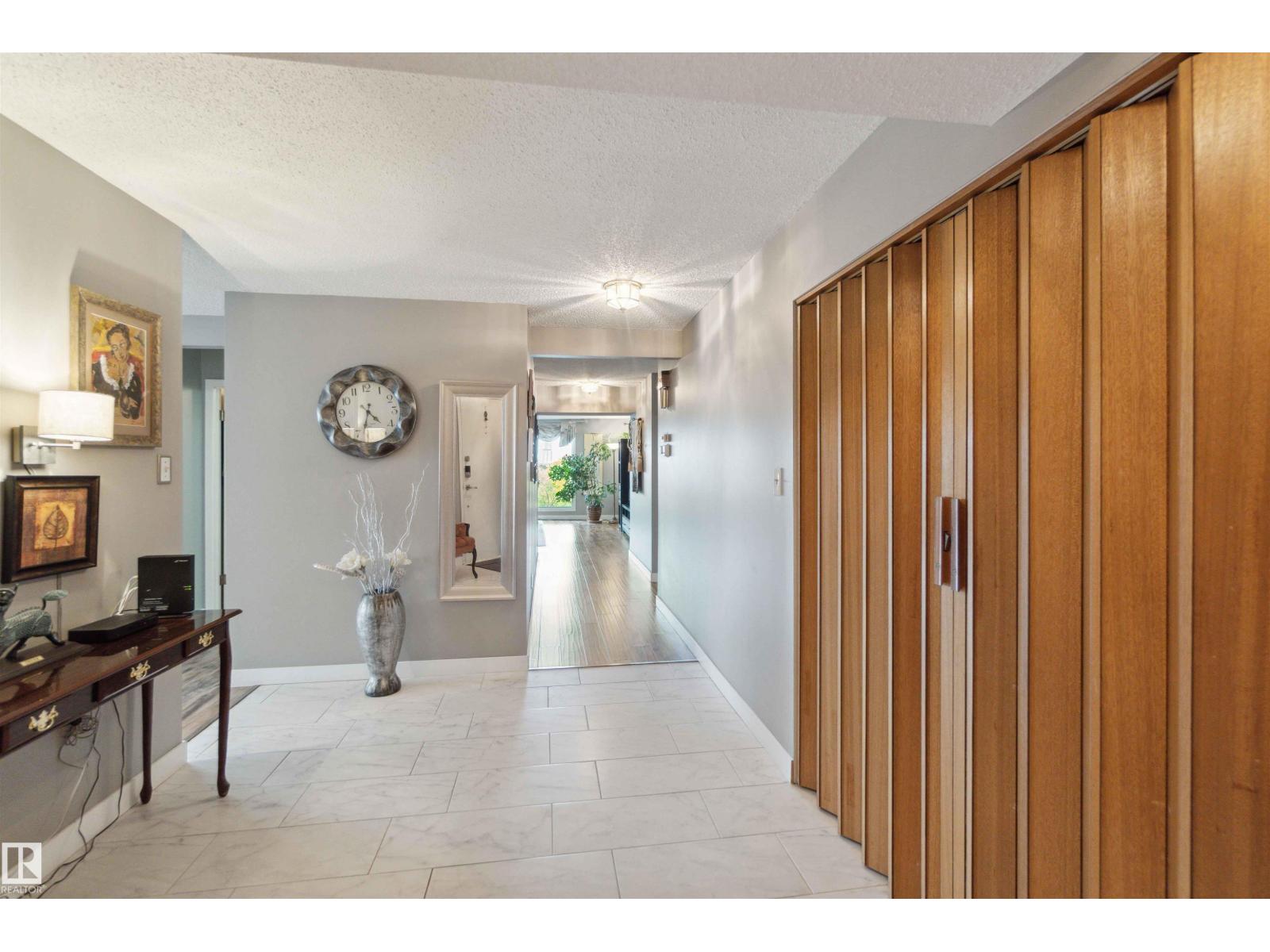 #305 8707 107 ST NW