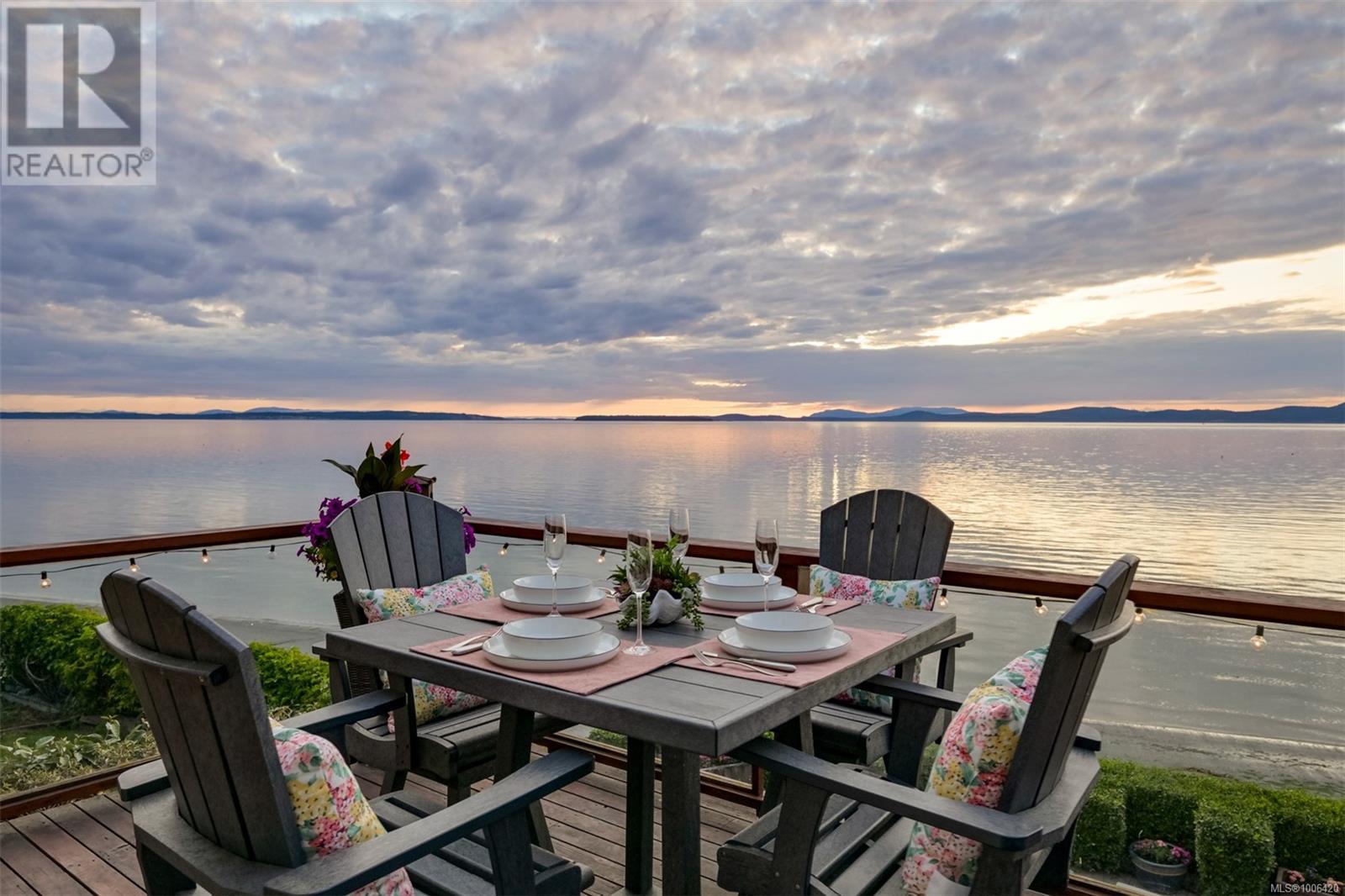 4971 Cordova Bay Rd