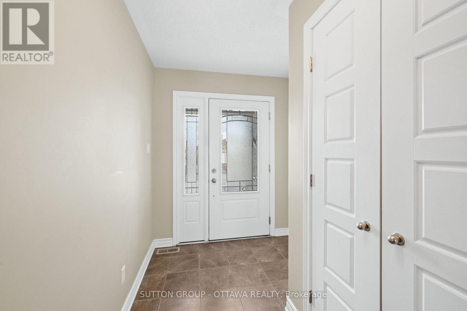 458 VAN DUSEN STREET