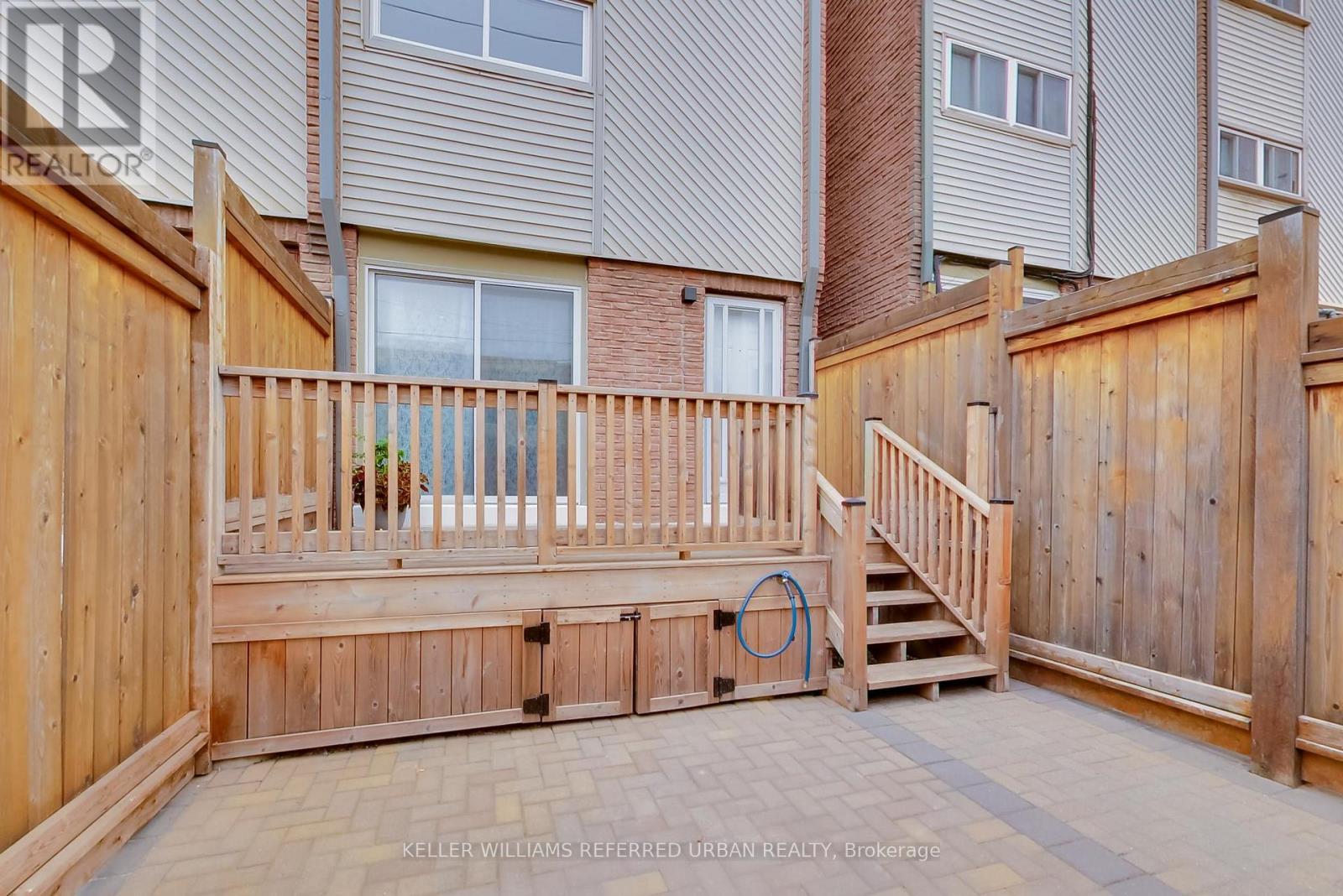 22 - 1666 QUEEN STREET E