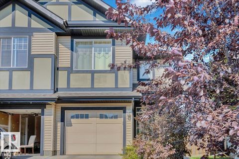 745 EAGLESON CR NW Edmonton AB T6M0V2