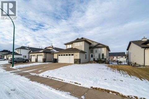 20 Cottonwood Close SW Medicine Hat AB T1B4R5