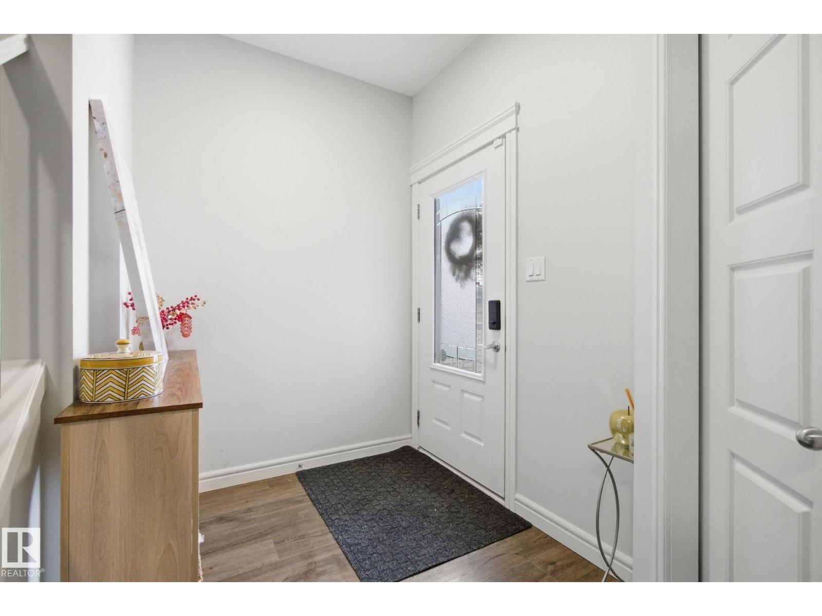 9942 222A ST NW