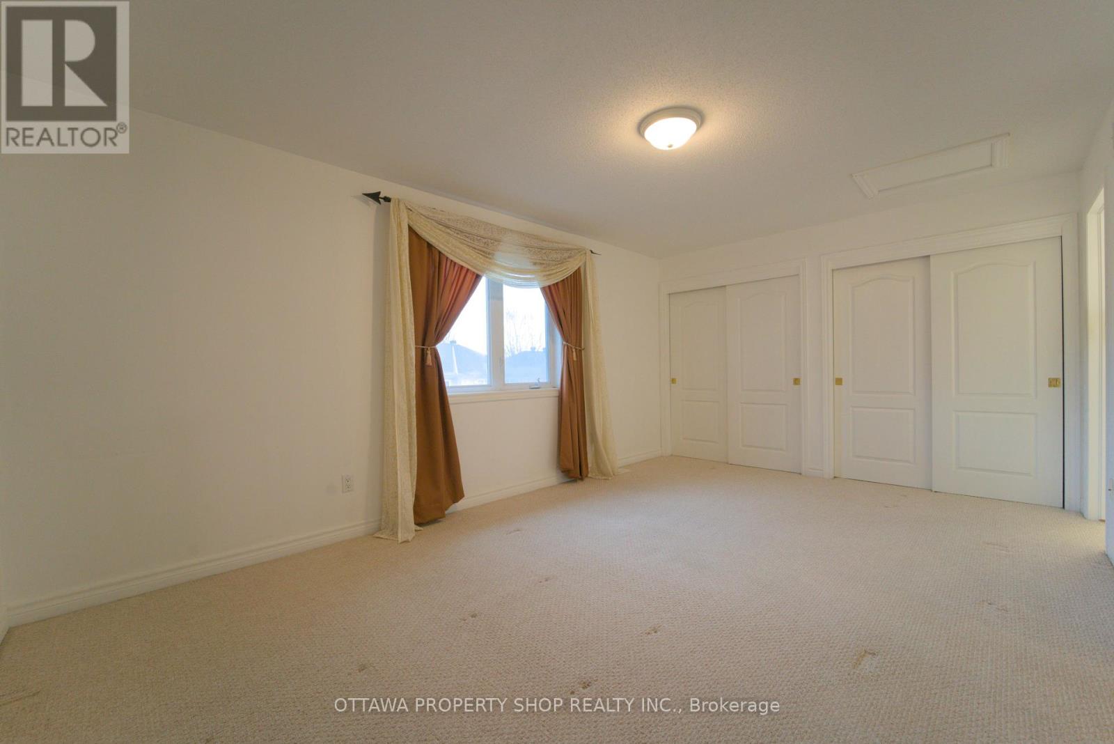 37 CRESTHAVEN DRIVE