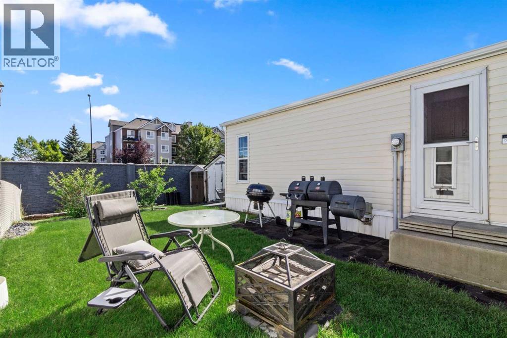 254 Erin Woods Circle SE